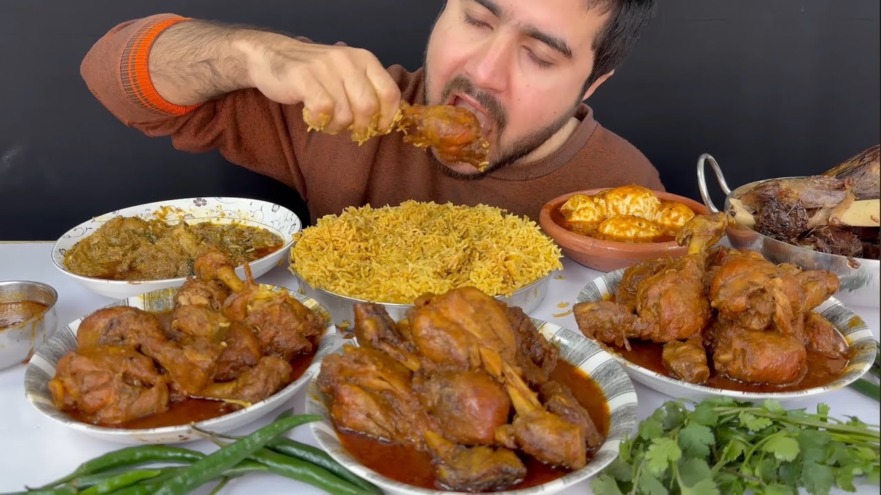 ASMR; Eating Spicy Chicken Bhuna+Spicy Chicken Legs Curry+Spicy Eggs Curry+Namkeen Mutton Mukbang