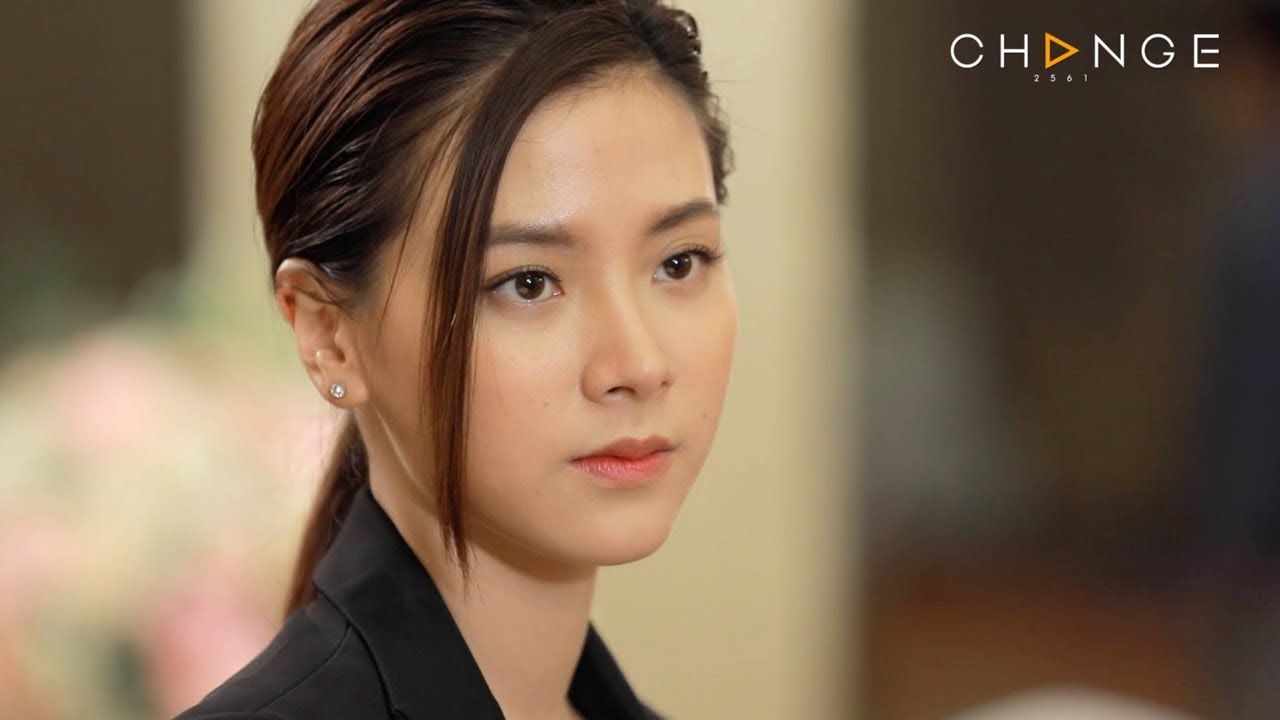 ใบไม้ที่ปลิดปลิว - มองเผินๆเหมือนเซเลปไฮโซ ที่แท้ก็แค่พวกช่างแต่งหน้า [Highlight]