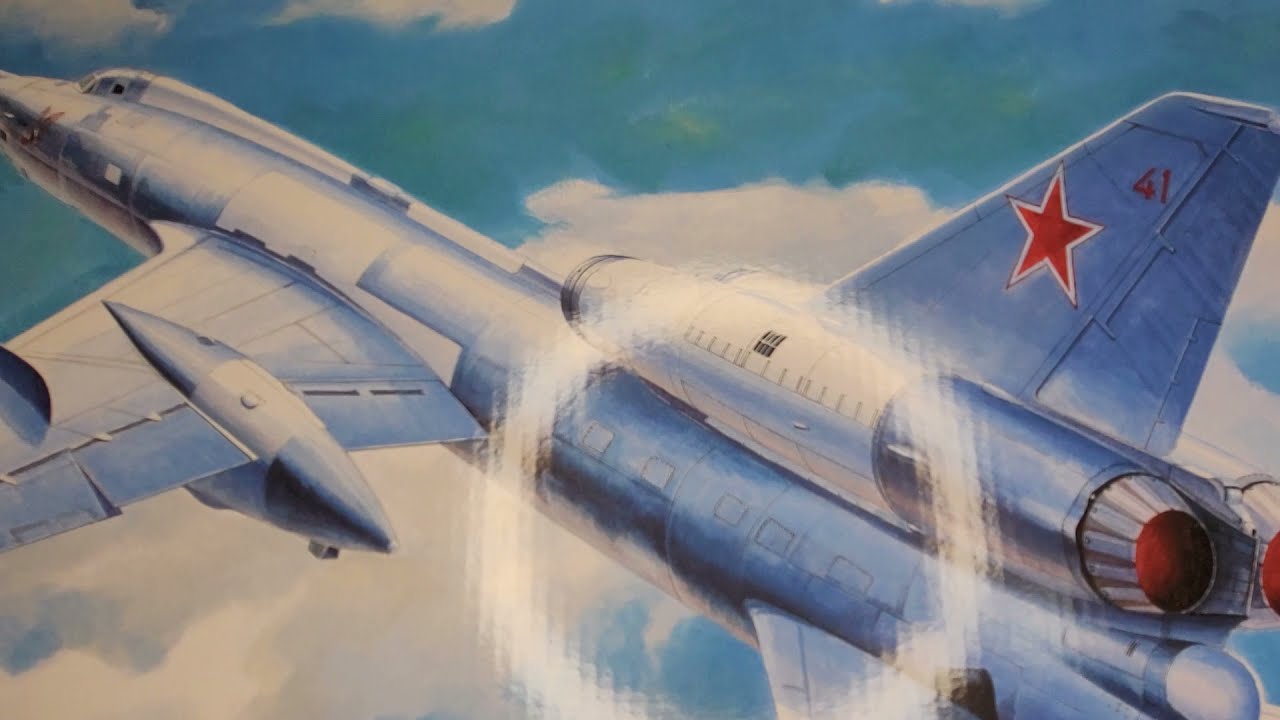 Trumpeter 1:72 Tupolev Tu-22 