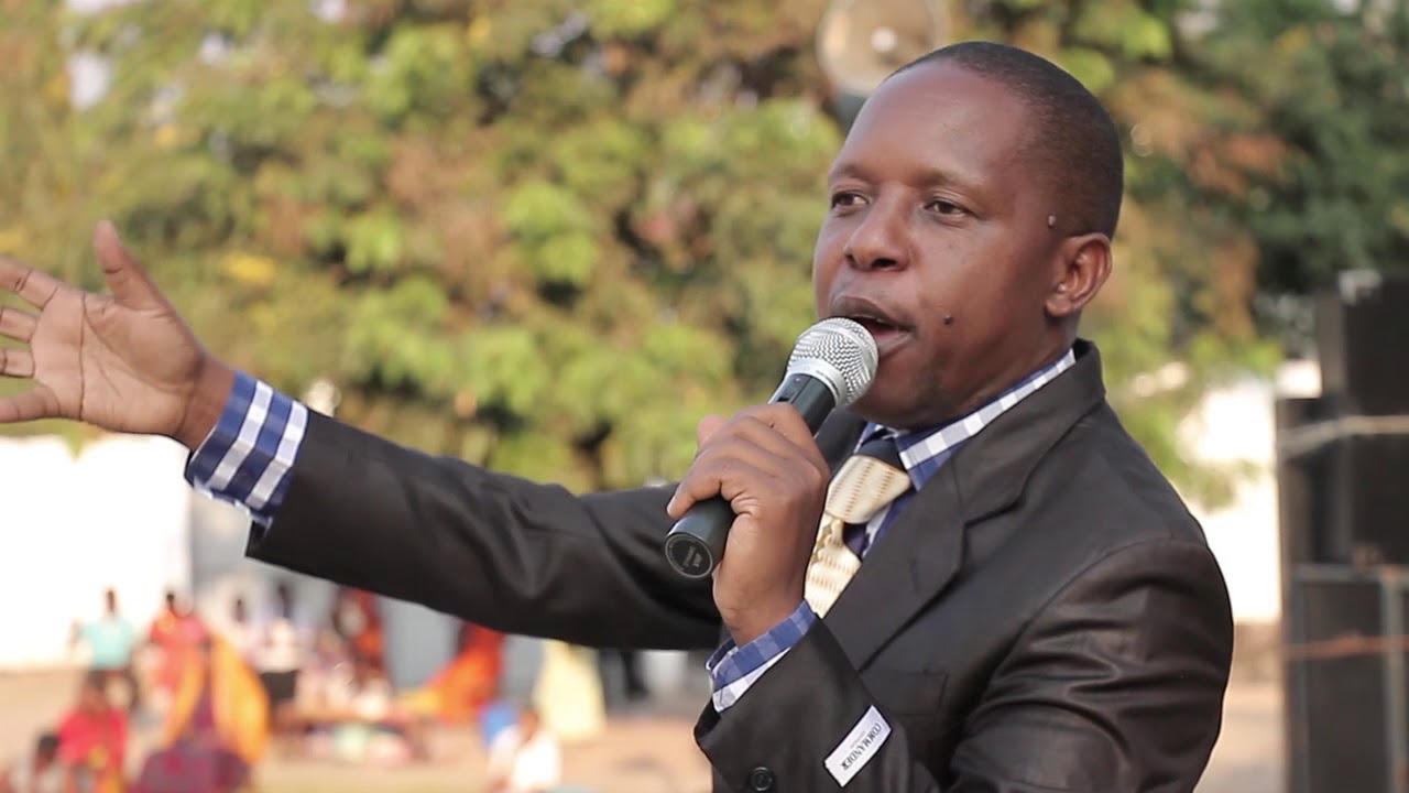 Mwinjilist Jailos Maloda Akihubiri Mkutano wa Injili Kitangili Mwanza Tarehe  1sept 2017