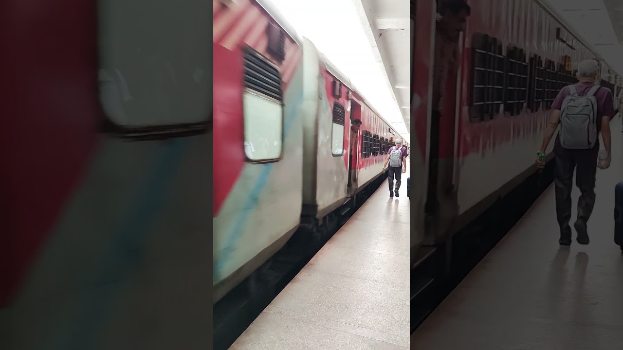 Godavari Express || Hyderabad Vishakapatnam || 12728