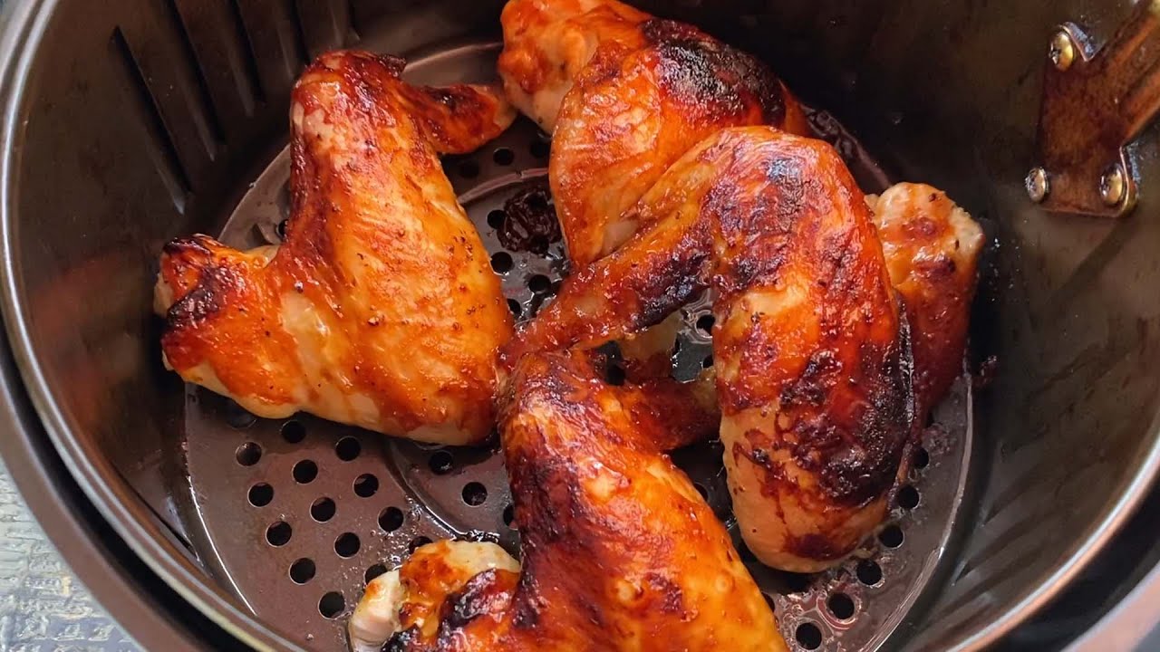 Air Fryer BBQ Chicken Wings Recipe - How To Cook Barbecue Chicken Wings In The Air Fryer