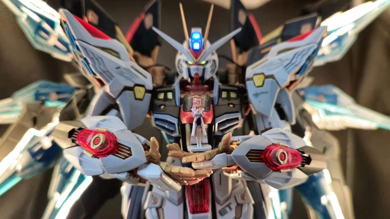 QUICK LOOK AT THE KOSMOS LEDs For The MGEX STRIKE FREEDOM