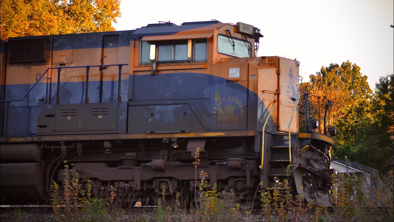 NS 350 Leaving Mebane NC With the Central Railroad of New Jersey Heritage Unit 11/5/25