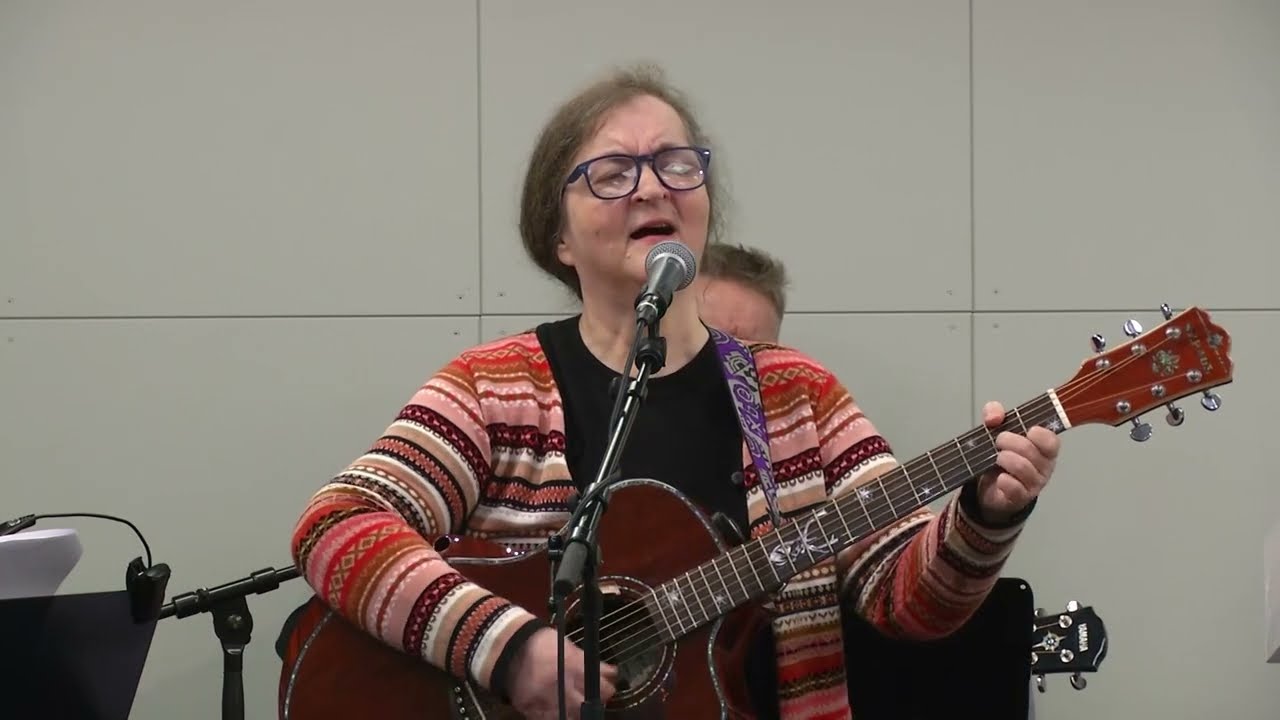 Oddbjørg Poulsen - Kom inn í Guds Ørk