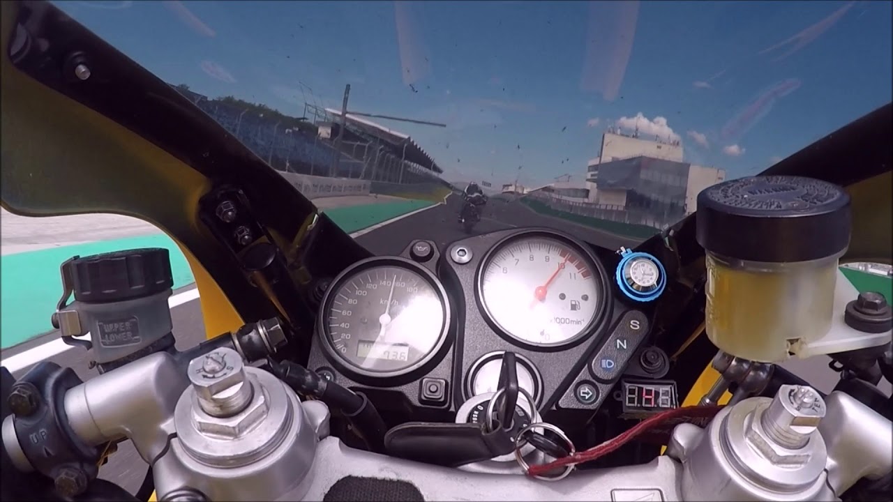 Hungaroring motoros pályanap 2020.06.06 Honda VTR 1000 F