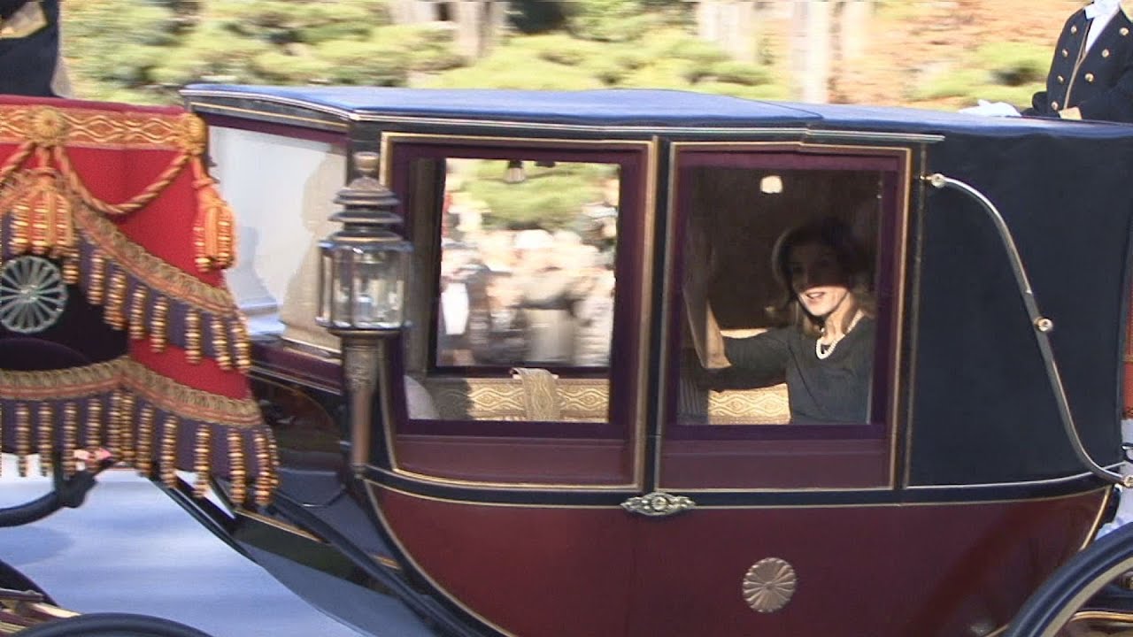 皇居で信任状奉呈式 ケネディ大使が活動開始 Kennedy meets emperor for ceremony marking start of envoy duties
