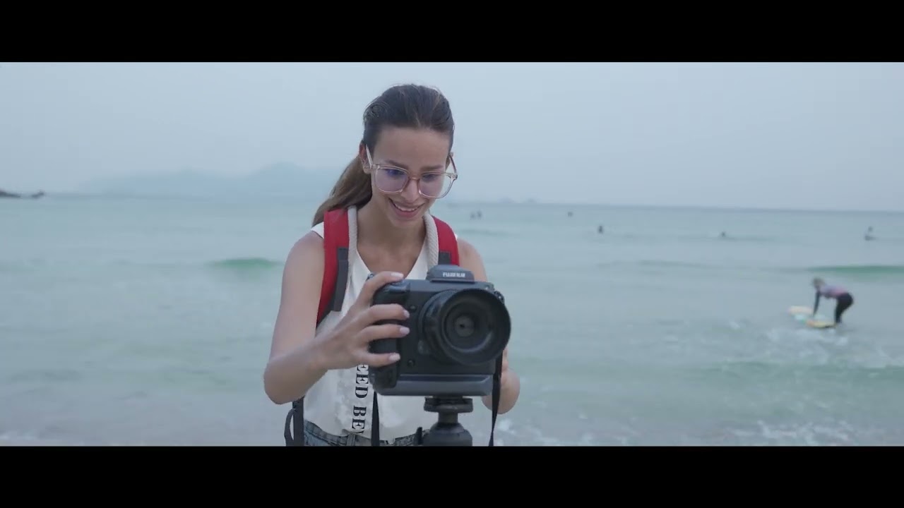 The lightest and most compact 3-in-1 HEIPI travel tripod