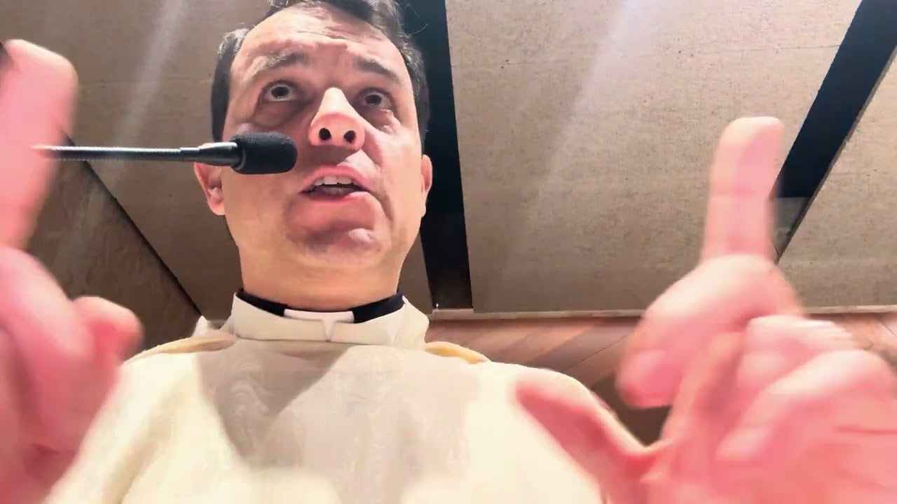 Para revelarnos el rostro de Dios y el rostro del hombre y para justificarnos. El bautismo del Señor