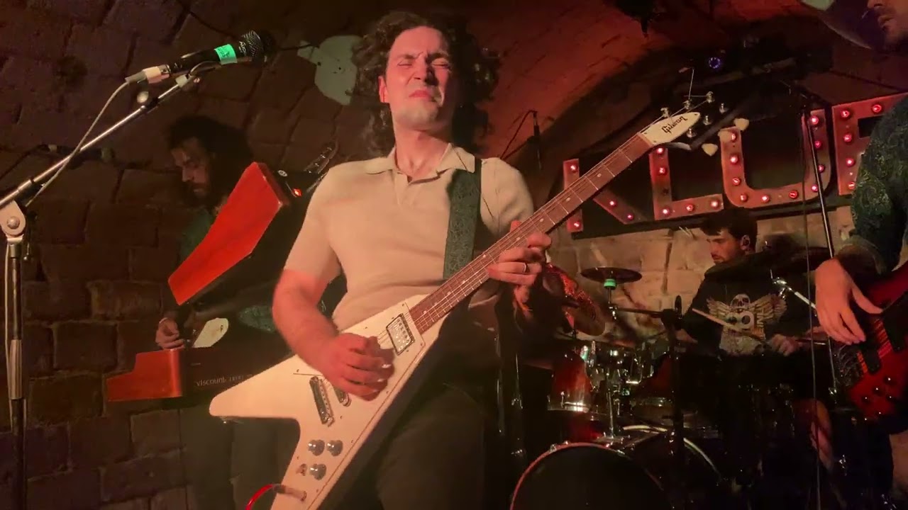 Bedsore : Complete Show Live In Paris