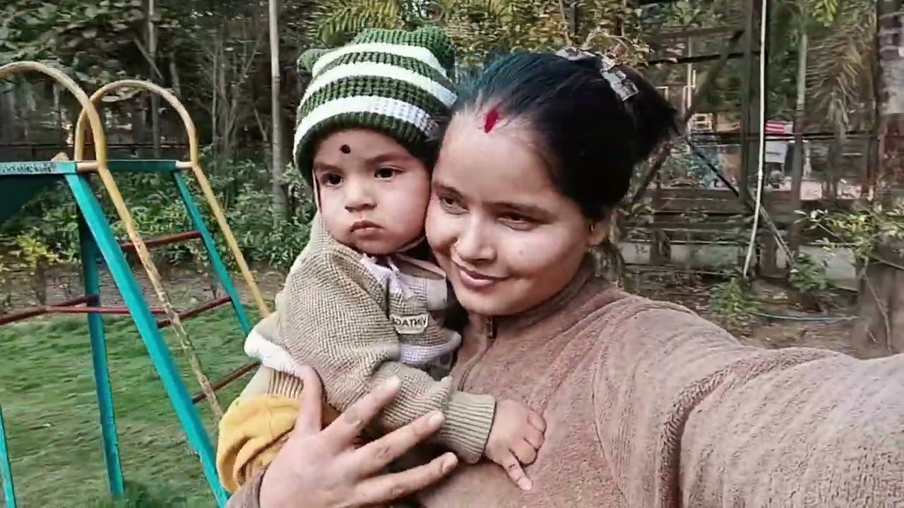 Hamiharu aja xoriharu sanga yekdamaii ramilo garyeu # gardan tira gayeu hami sabaijana baby Pani gyo