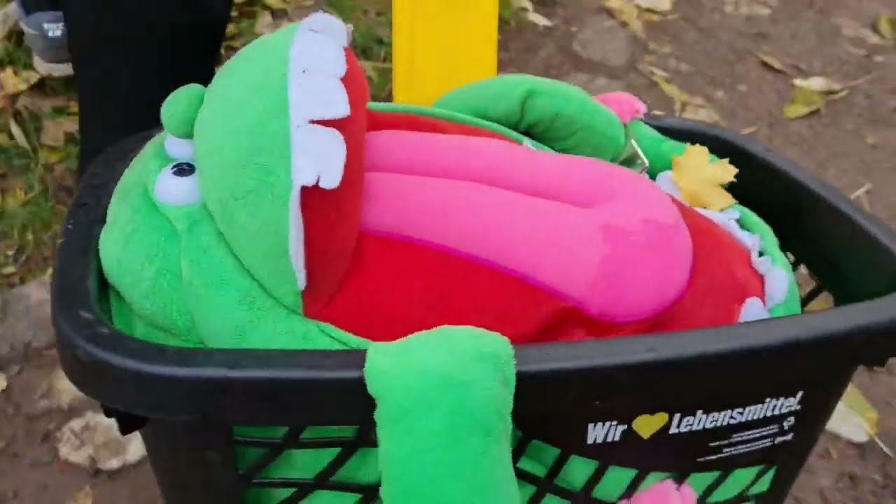 Ich bumse Slimer durchs Herbstlaub (Song feat. Brain)