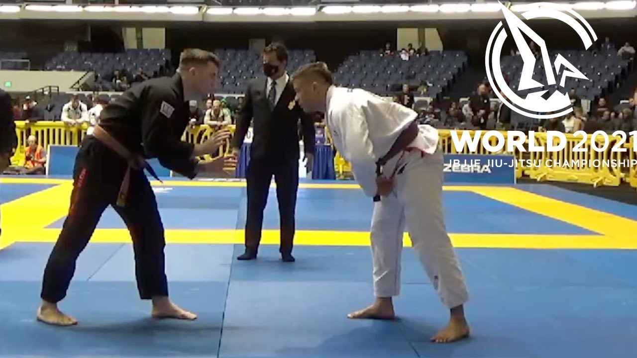 Mason Fowler v Felipe Costa / World Championship 2021