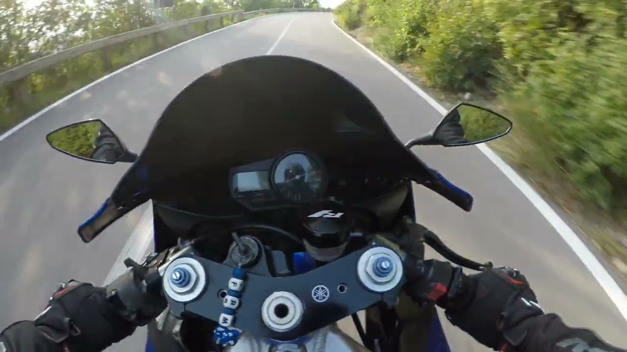 Yamaha R1 2000 carburatori Acquasparta/scoppio