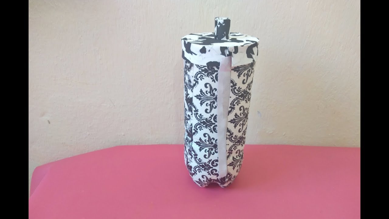 Porta papel toalha com garrafa pet de 3 litros
