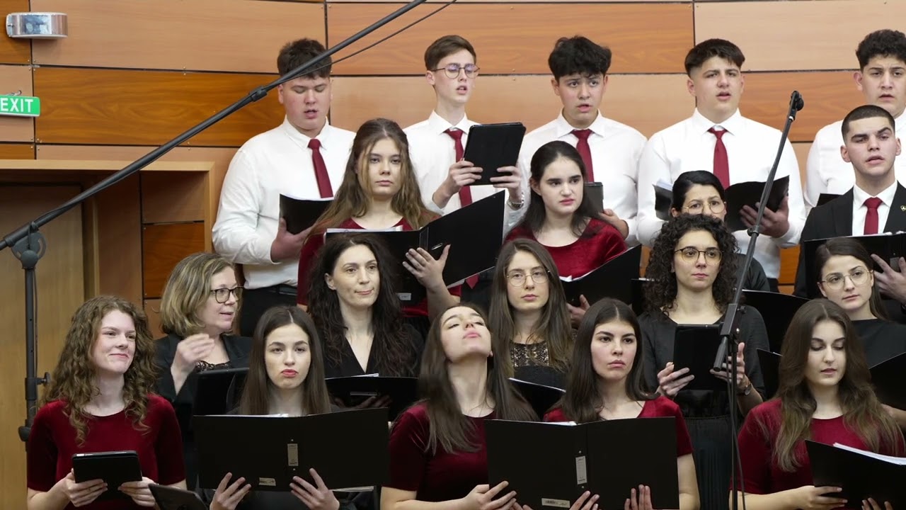 E noapte sfântă -  - Corul și Orchestra Liceului Teologic Adventist Craiova