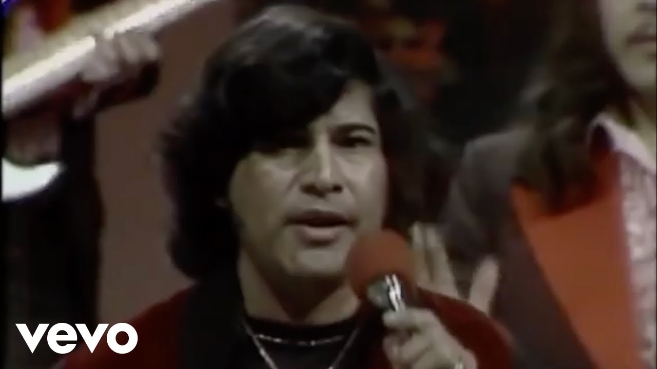 Rigo Tovar - Me Quiero Casar (En Vivo)