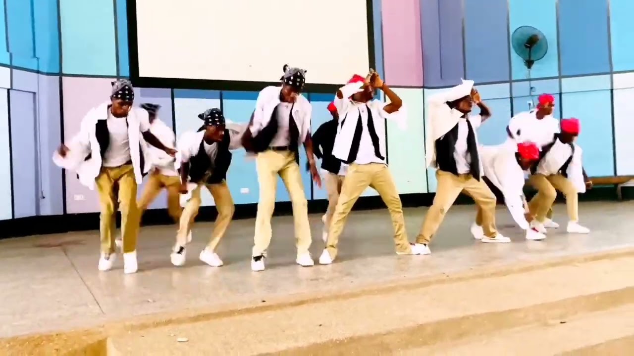 How Dwamena Akenten shs made a history on LG prelims when they performed black sherif song #prelims