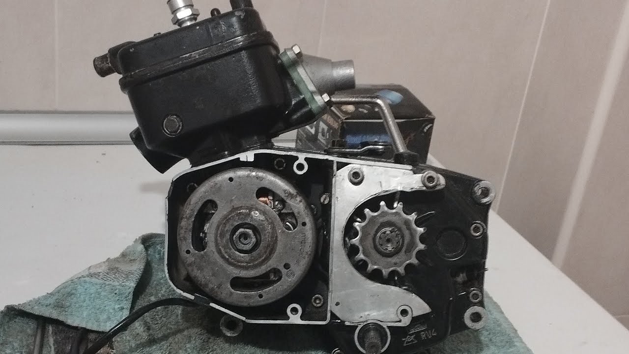 restauración motor rieju RV Adrián 😊👌