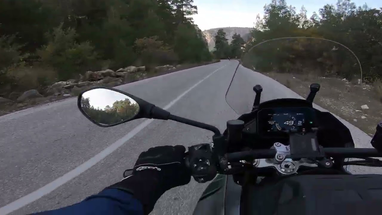 Moto Guzzi V100  Isparta - Sütçüler Yolu