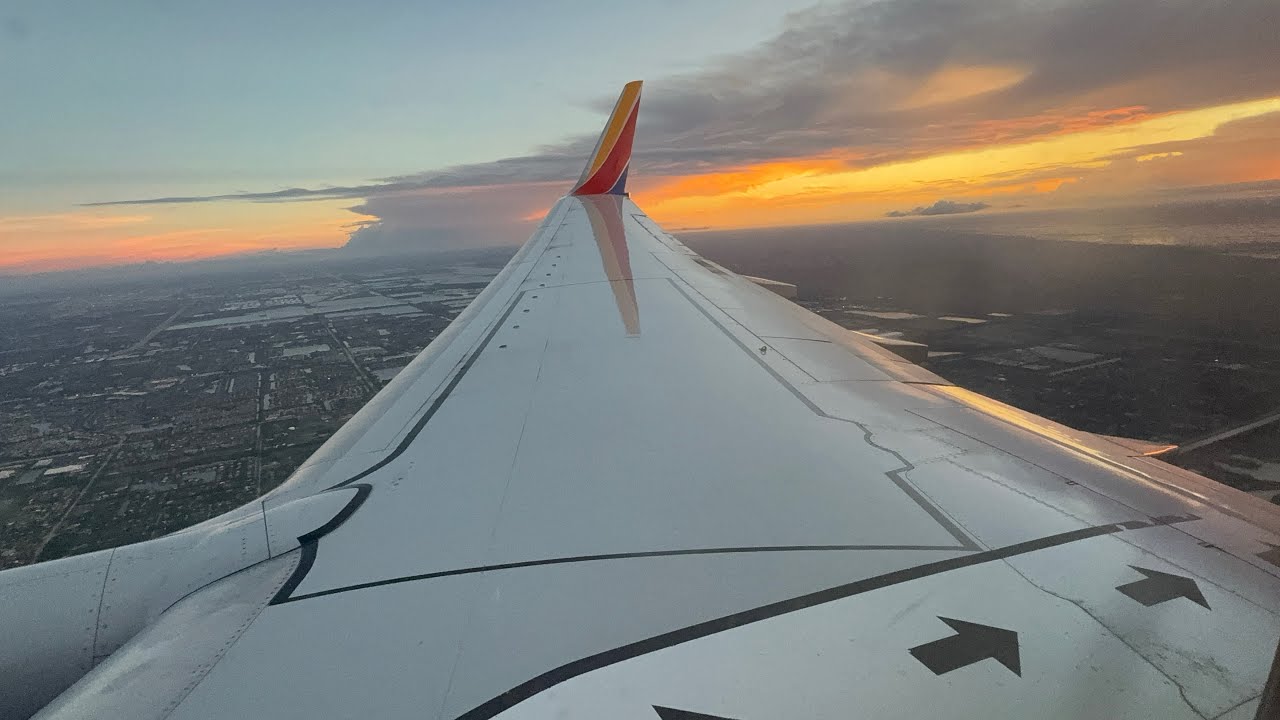 Stunning sunset evening Fort Lauderdale landing - Southwest Airlines - B737-7H4 - FLL - N438WN