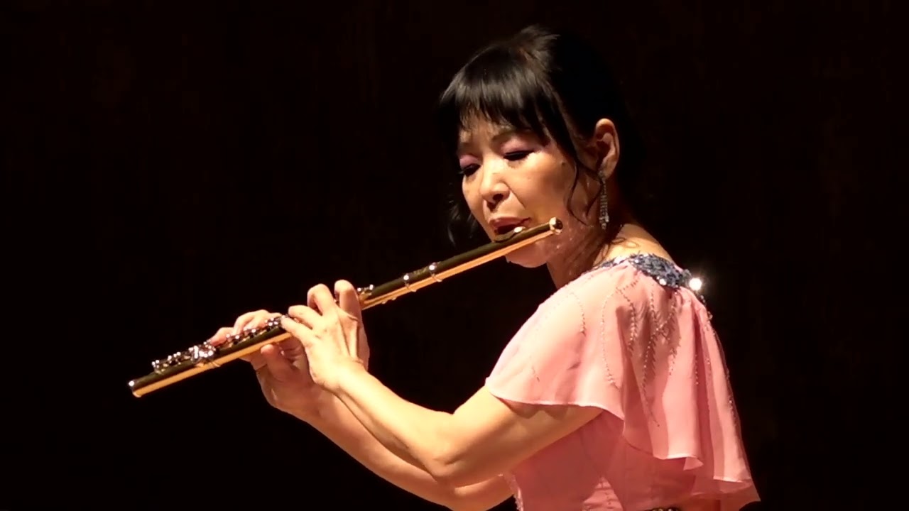 藤井 一興 ／「香る薔薇の雨降る聖テレーゼ」（委嘱  世界初演）