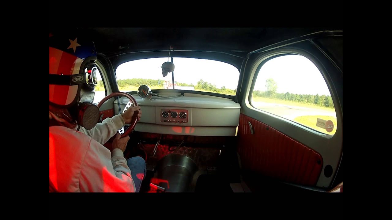 South East Gasser In Car Quain Stott