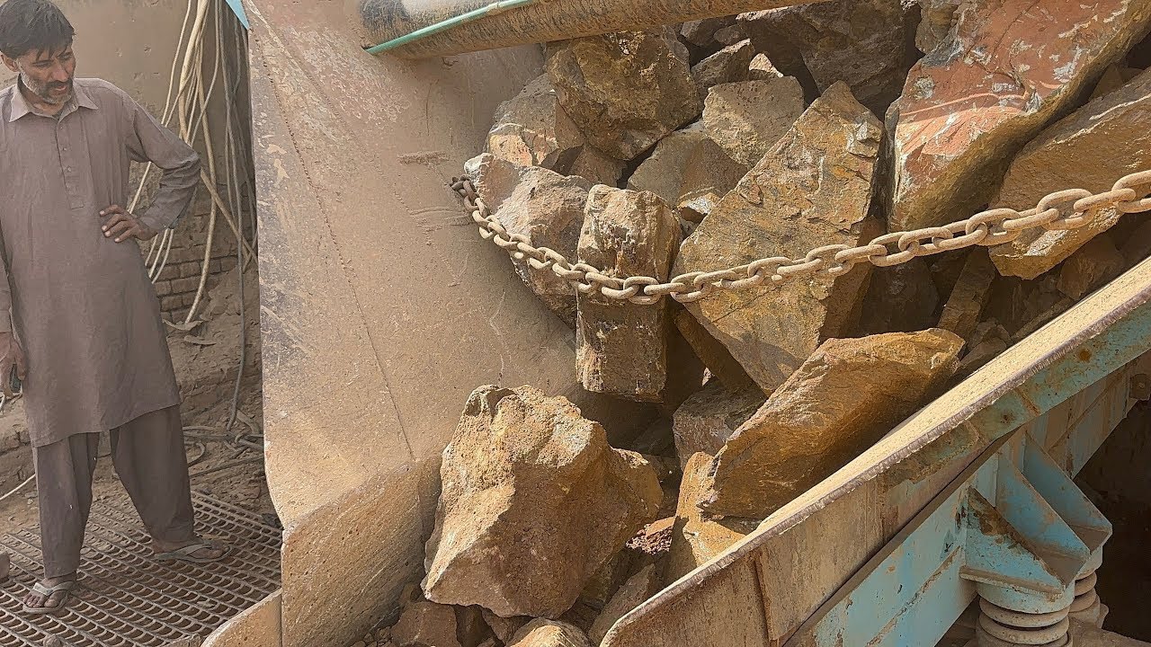 BIG ROCK 🪨 Crusher Machine - FULL Powerfull Process A Giant in Action-Big Rock Crushing