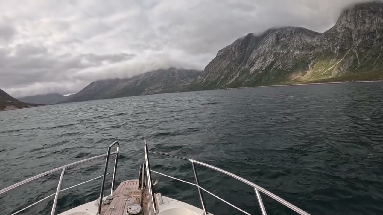 Boating Greenland. Kobbefjorden/Kangerluarsunngauq Fjord to Nuuk (Kobbefjorden to Godth&aring;b)