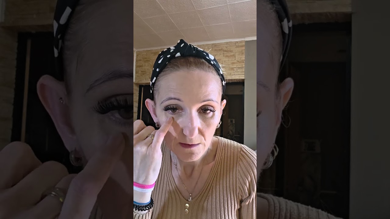 Egy nagyon gyors és egyszerű nappali smink tőlem. Semmi extra. #vlogs #vlogvideo #makeup 
