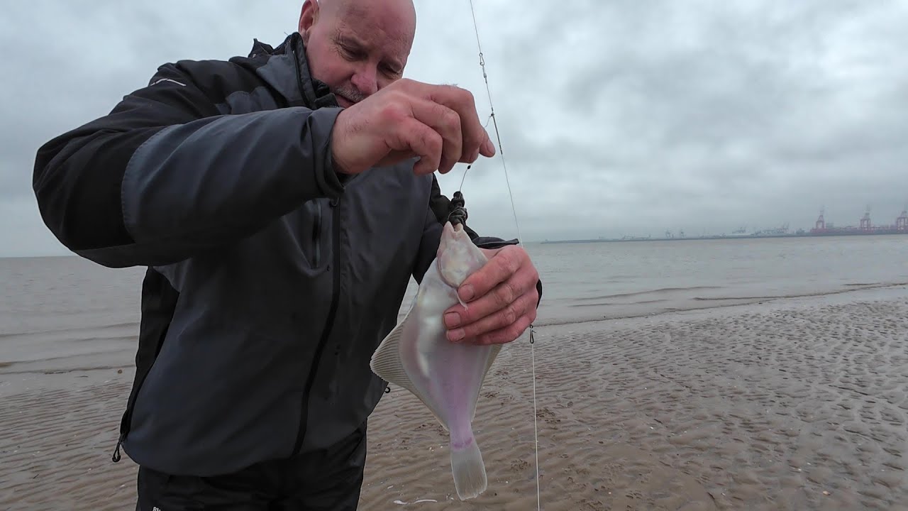 Winter Dab session beach fishing low water