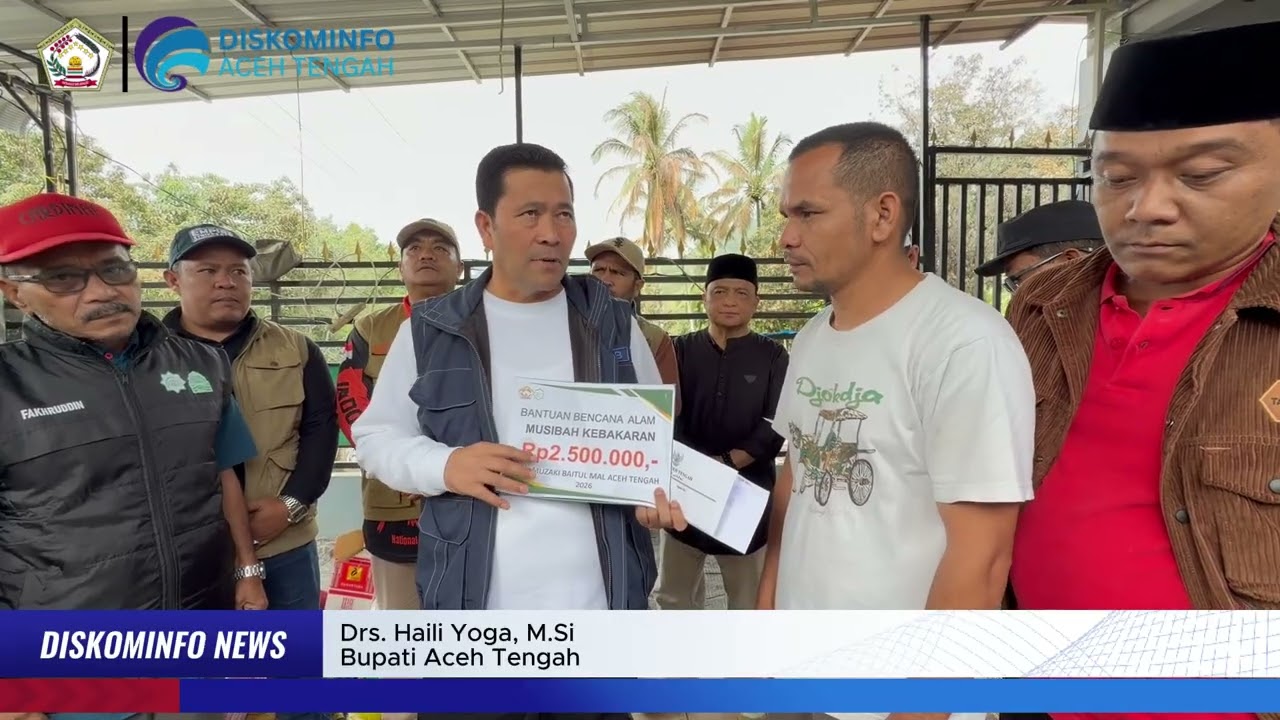Bupati Aceh Tengah Kunjungi dan Serahkan Bantuan kepada Korban Kebakaran di Kampung Uning