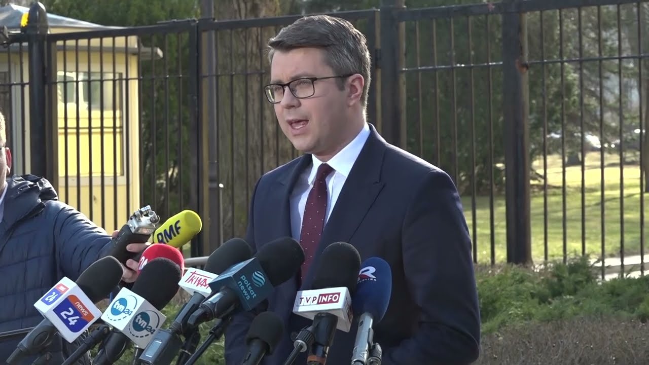 Constitution amdendment necessary for military buildup and russian oligarch expropriation govt says