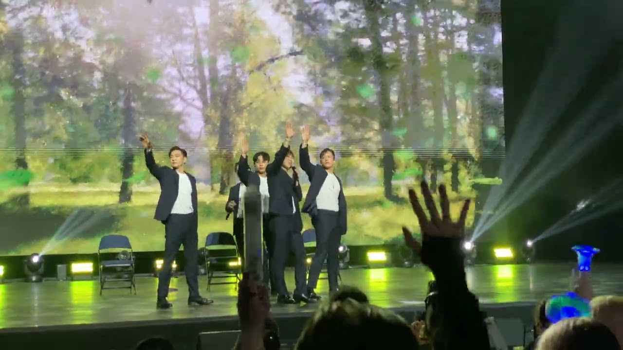 2022.05.21 BTOB - Missing You | KCON Premiere 2022 in Chicago Day 2