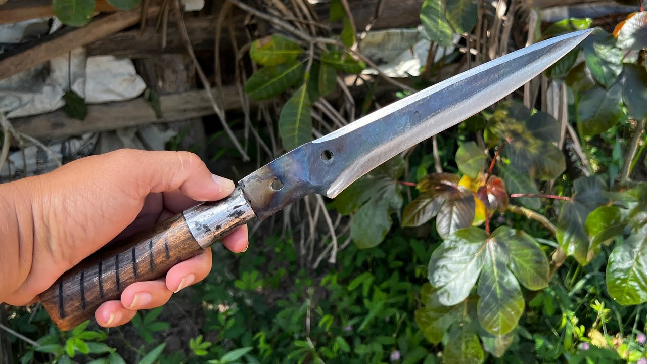 Knife Making - Forging A Nice Hunting Knife From The Broken Steel