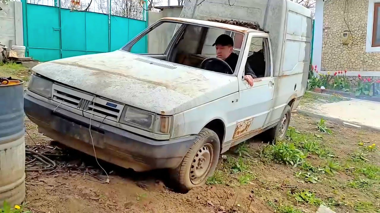 ​WILL IT RUN? Abandoned Fiat Left For Decades &mdash; First Start Attempt!