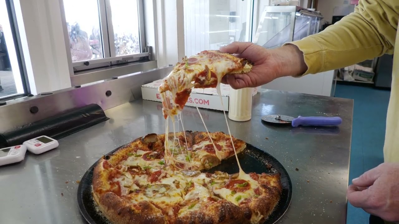 Thomas' Pizzas and Cream. A new shop in Panama City Beach, owned by local favorite Thomas' Donuts
