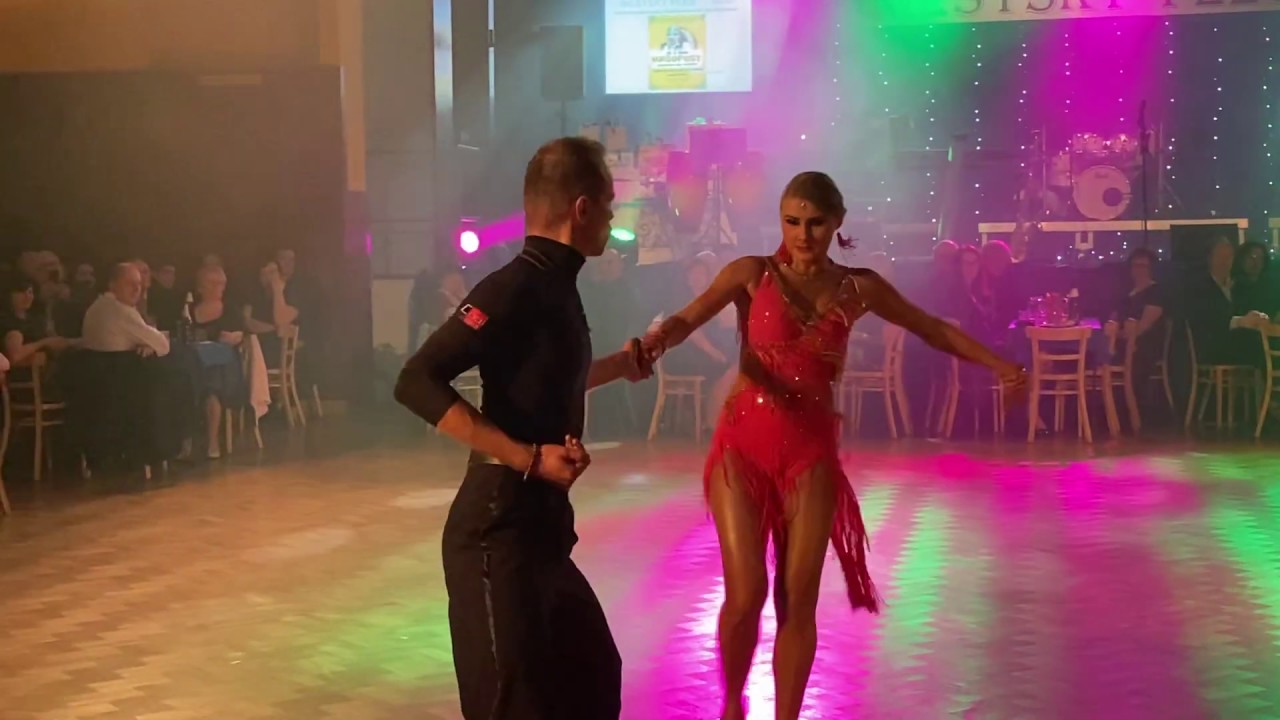 Václav Žoudlík & Lenka Letošníková | Paso Doble | Městský ples 2020 | DanceArt PELHŘIMOV