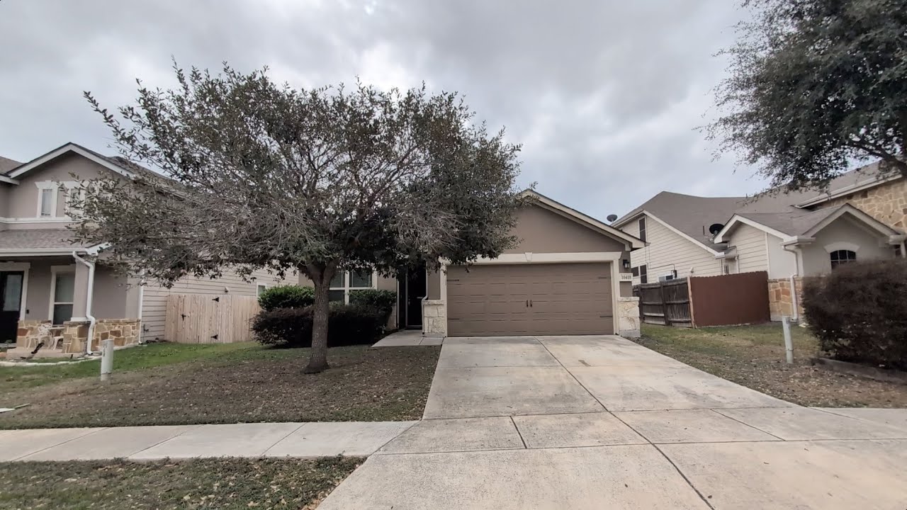 Beautiful One Story Home in Converse featuring a flex room, formal dining, and a study