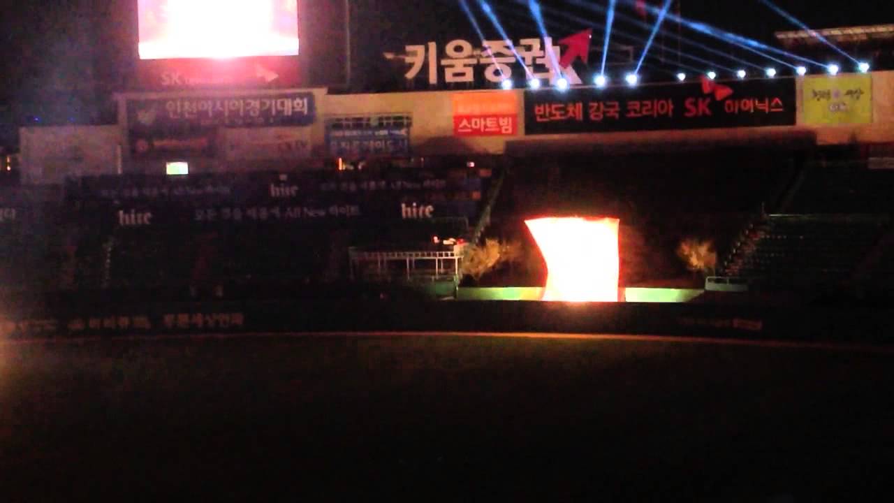 [야구] SK 와이번스 박경완 선수 은퇴식 - 영구결번식