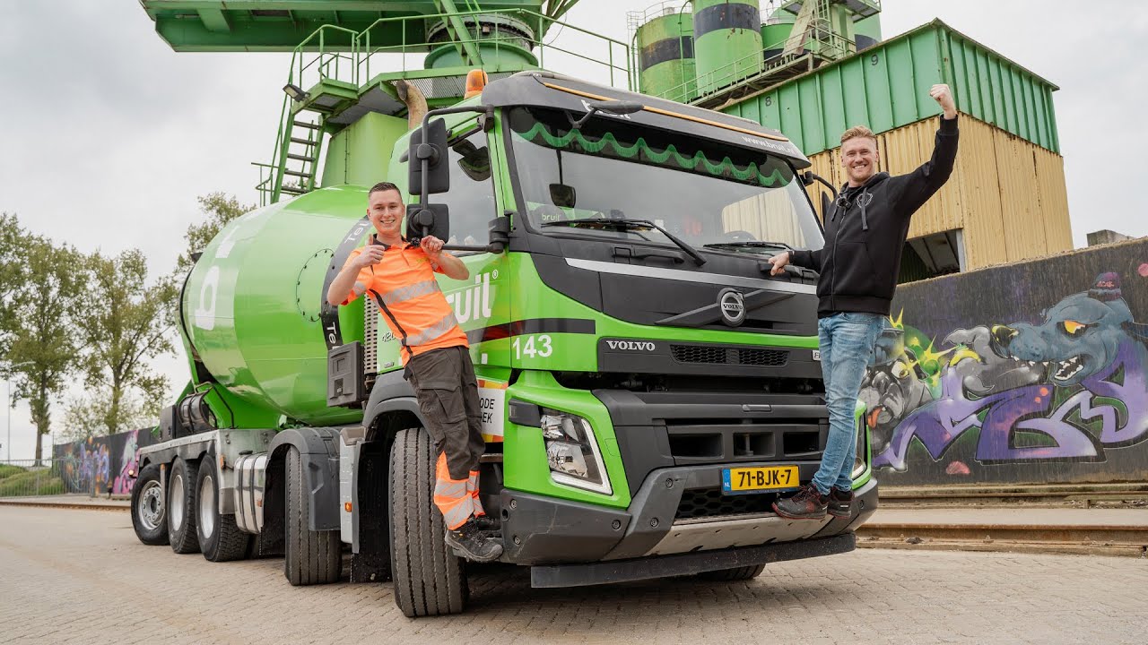 Van beekje tot bouwput met de groene betonmixer van Bruil! 💪🏻