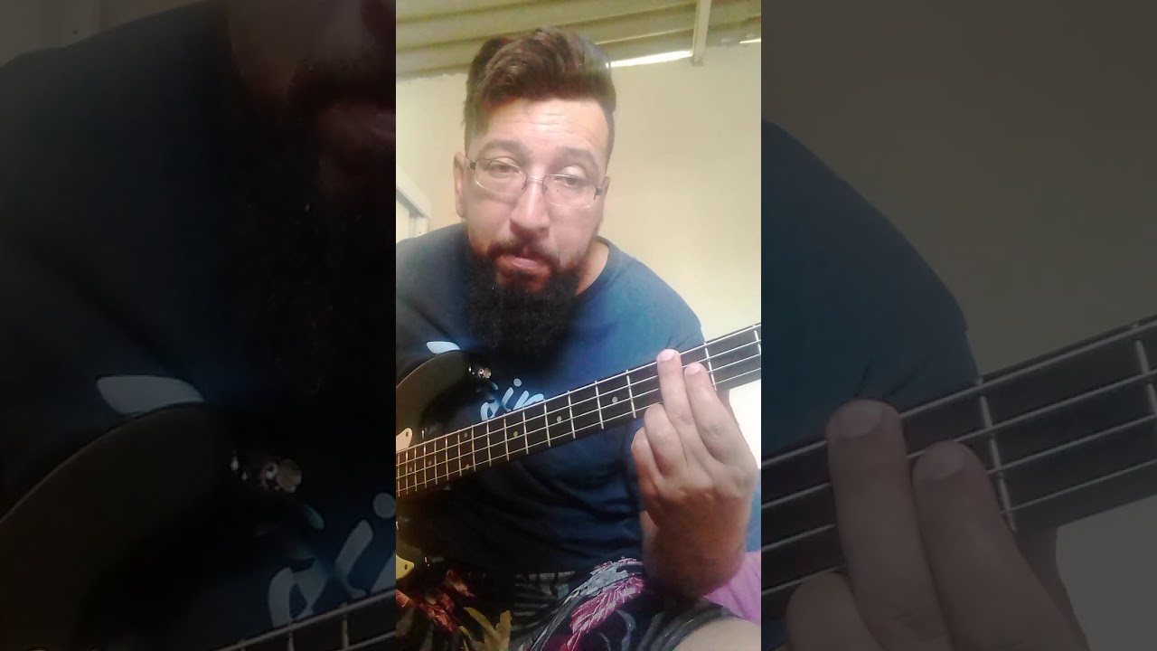 (Bass Cover )musica Eu Quero é Deus