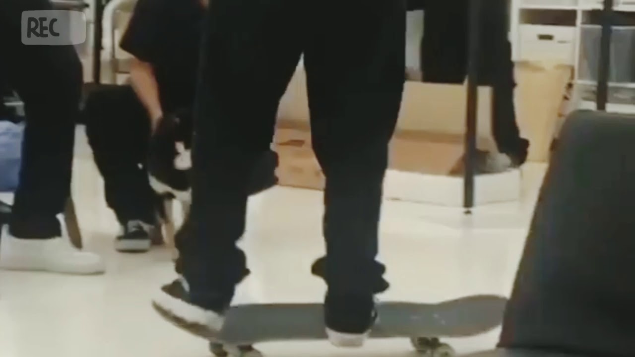 Introduction our lovely skateboard man, 우원재