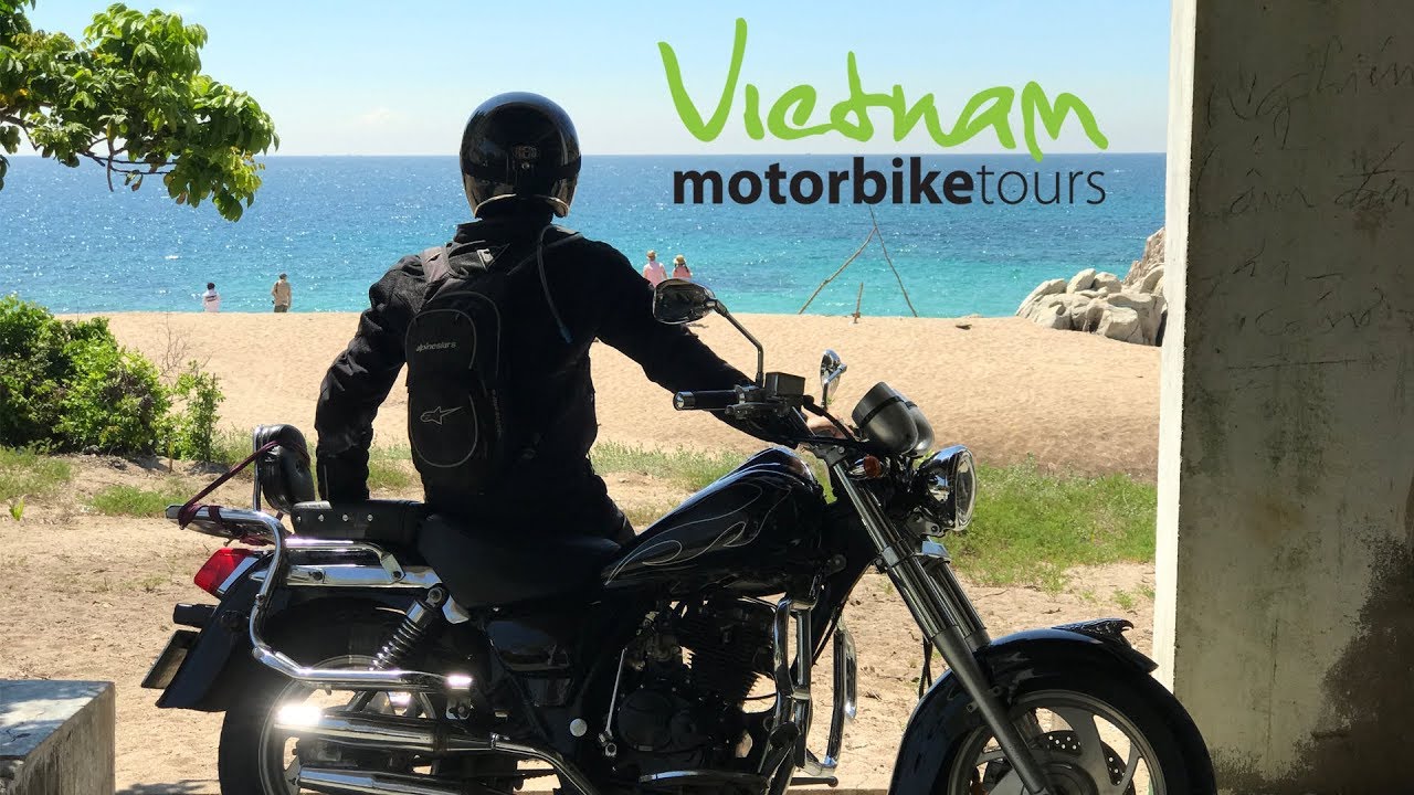 Colin Fassnidge celebrity chef lost in Vietnam!︱Vietnam Motorbike Tours