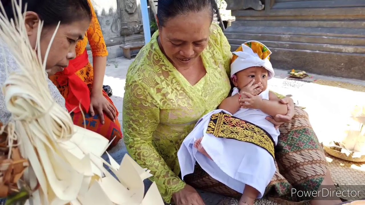 Tiga bulan gede bayu