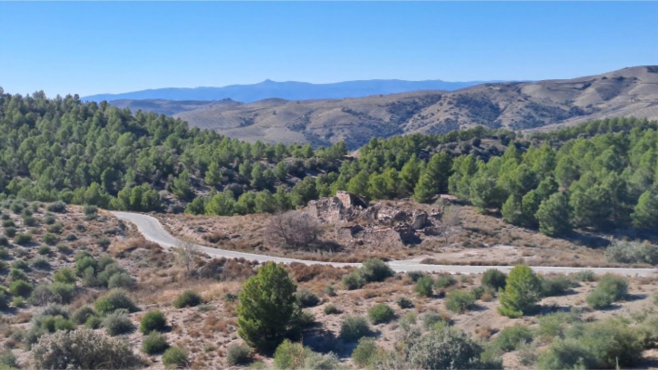 Explore the mountains north of Huercal-Overa, some parts like TET
