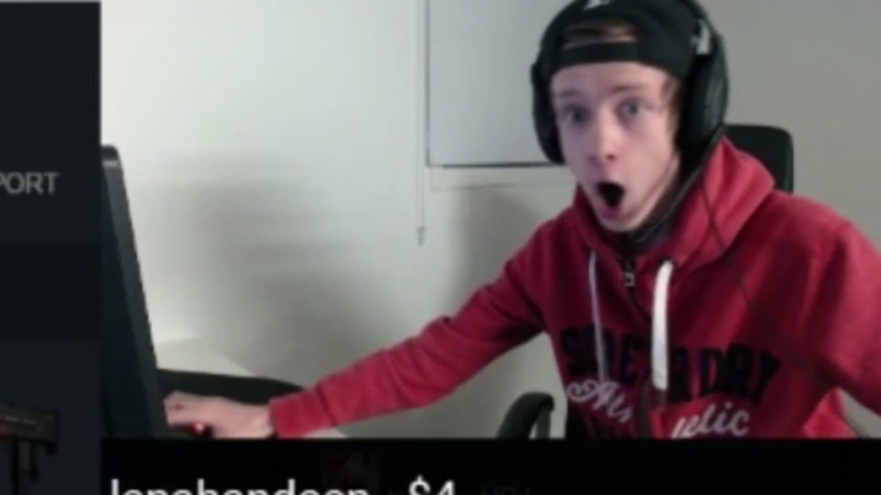 chatroulettecyrusTV win 1300 dollar on skinarena