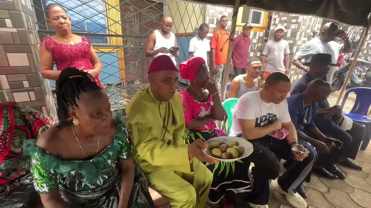 Traditional Marriage Between HOPE & FREDRICK In Owa-Ekei.