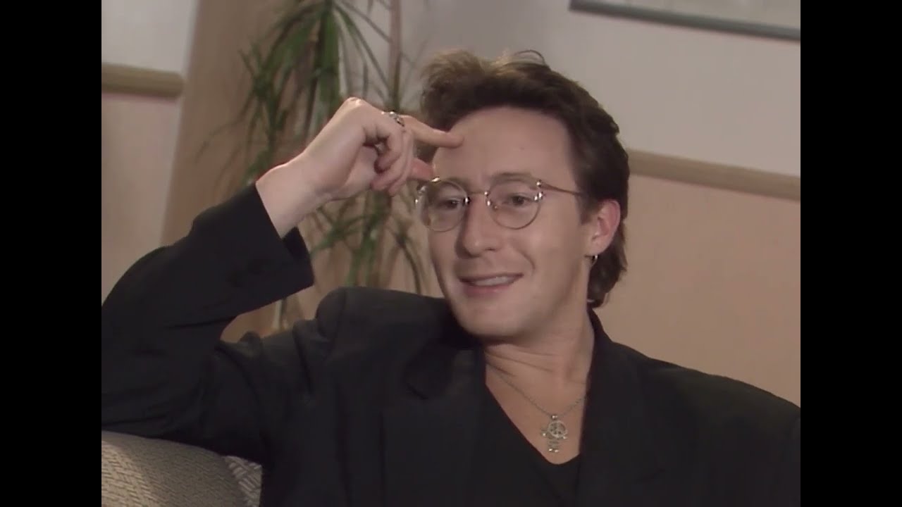 1992.05.09 - Julian Lennon - ABC Rage Guest Programmer
