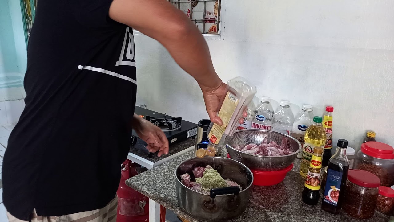 cach uop thit suon cua nhung quan com cuc ngon